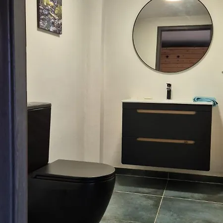 Private House With Sauna, Jacuzzi And Hawaiian Hothouse Villa Velvary