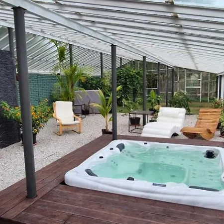 فيلة Private House With Sauna, Jacuzzi And Hawaiian Hothouse *