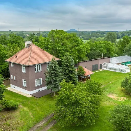Villa Private House With Sauna, Jacuzzi And Hawaiian Hothouse